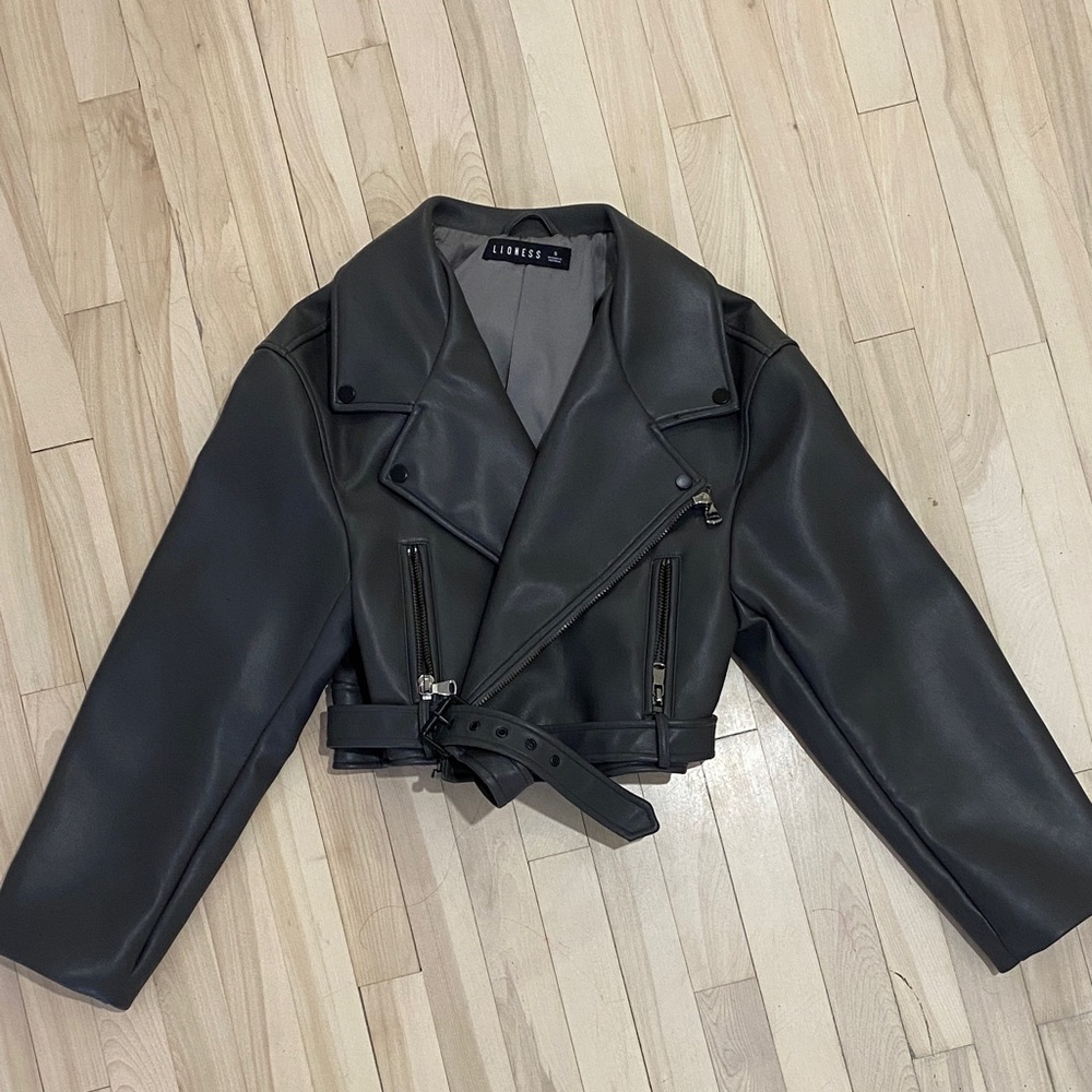 LIONESS Charcoal (grey) faux leather cropped jacket.